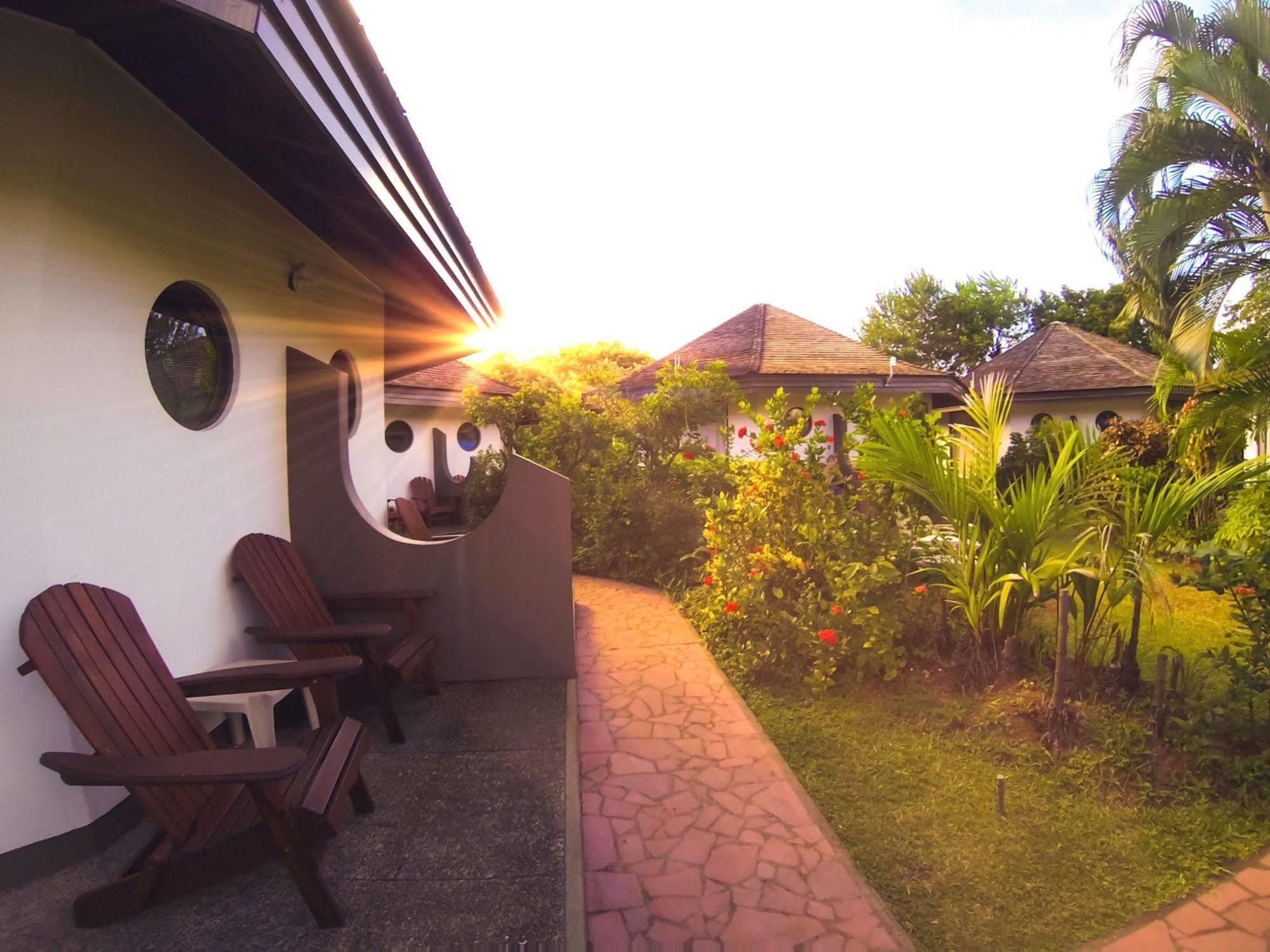 Kariwak Village Holistic Haven Crown Point Ngoại thất bức ảnh
